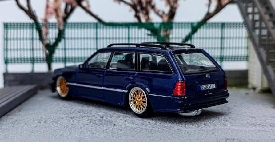 希少！Mortal メルセデス・ベンツ S124 ミニカー７台セット 希少！Mortal メルセデス・ベンツ S124 ミニカー7台セット